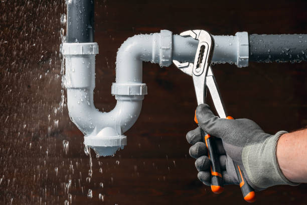 Professional Gas Line Repair technician working in Orleans, MI